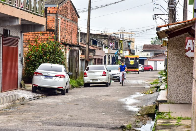 Voo Inaugural de Drone  para estudo Regularização Fundiária na Area do Falcolandia