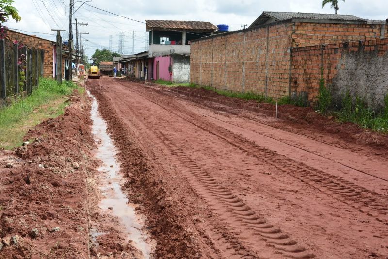 Visitação as Obras de Pavimentação no Conjunto Girassol, rua Flor de Liz - Águas Brancas