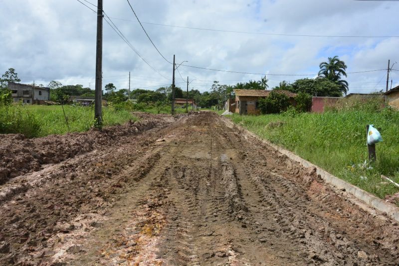 Visitação as Obras de Pavimentação no Conjunto Girassol, rua Flor de Liz - Águas Brancas