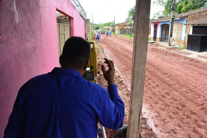 Visitação as Obras de Pavimentação no Conjunto Girassol, rua Flor de Liz - Águas Brancas