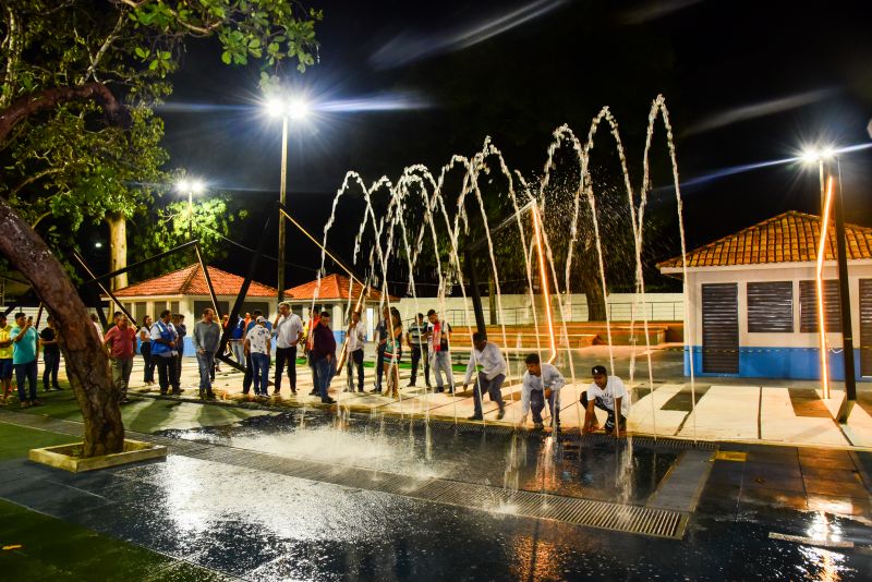 Visita técnica na Praça da Águas Lindas