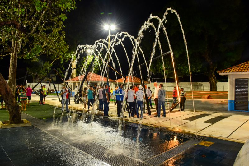 Visita técnica na Praça da Águas Lindas