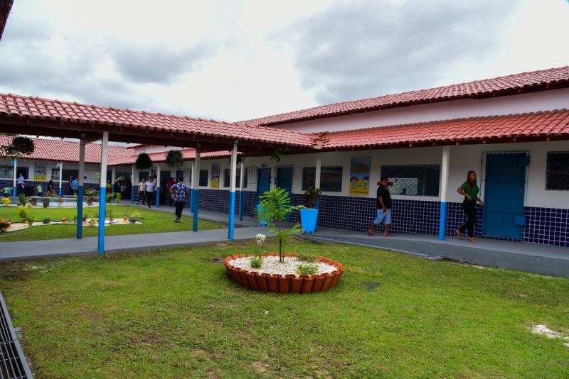 Entrega da Emef Pe. Pietro revitalizada e Assinatura de acordo de cooperação técnica entre PMPA e Prefeitura de ananindeua  para Implantação da 1ª Escola Cívico-Militar de Ananindeua