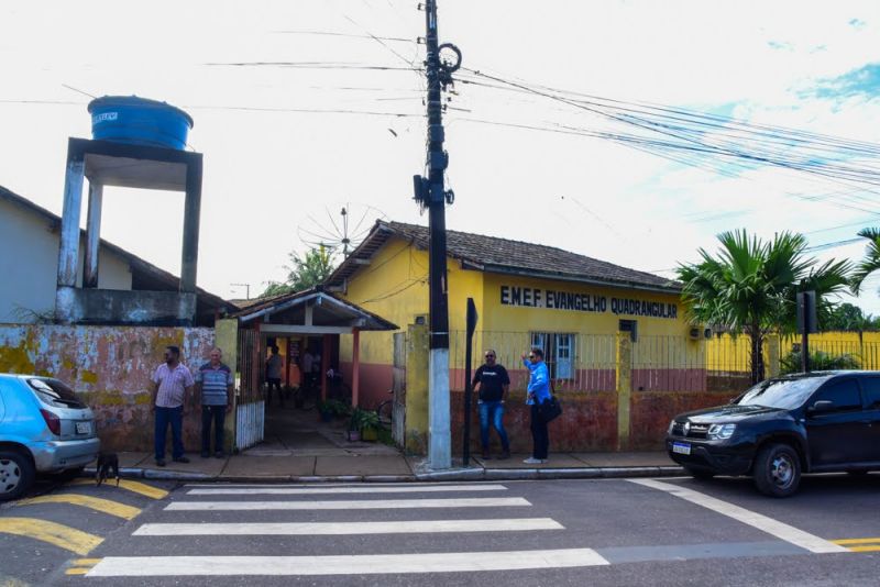 Assinatura de O.S de Revitalização EMEF Evangelho Quadrangular