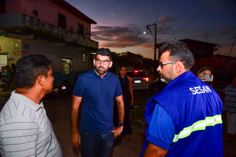 Assinatura da O.S para Saneamento Básico, Iluminação Pública e Sinalização da rua Mauro Chermont e das passagens Corina Antunes, Dom Félix e Lucival Barbalho - Águas Brancas