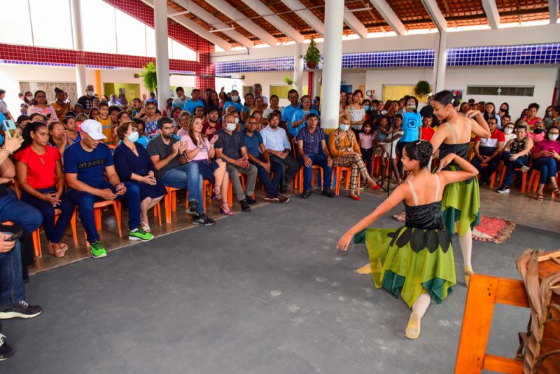 Entrega da CMREI Marighella  no Aura