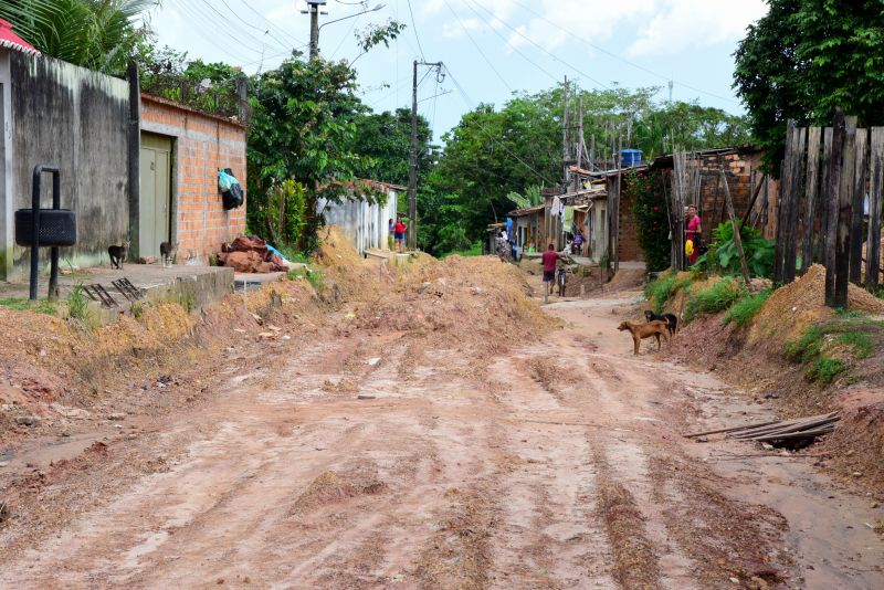 Visita Técnica ás Obras de Saneamento Básico das ruas Ayrton Sena e Pinto Marques no Bairro do Icuí