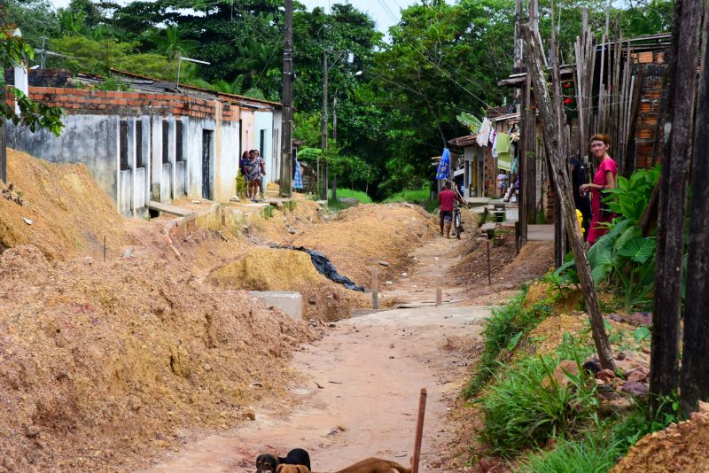 Visita Técnica ás Obras de Saneamento Básico das ruas Ayrton Sena e Pinto Marques no Bairro do Icuí