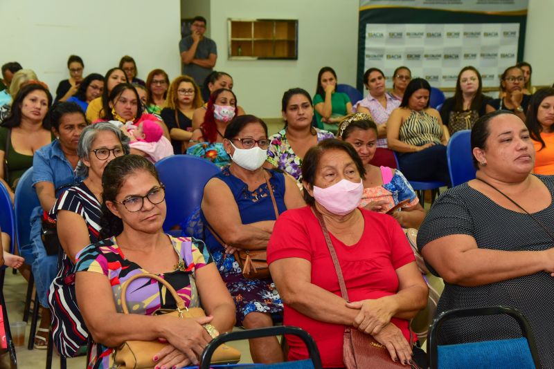 Entrega Simbólica do Benefício Extraordinário para as Famílias Atingidas pelas Chuvas