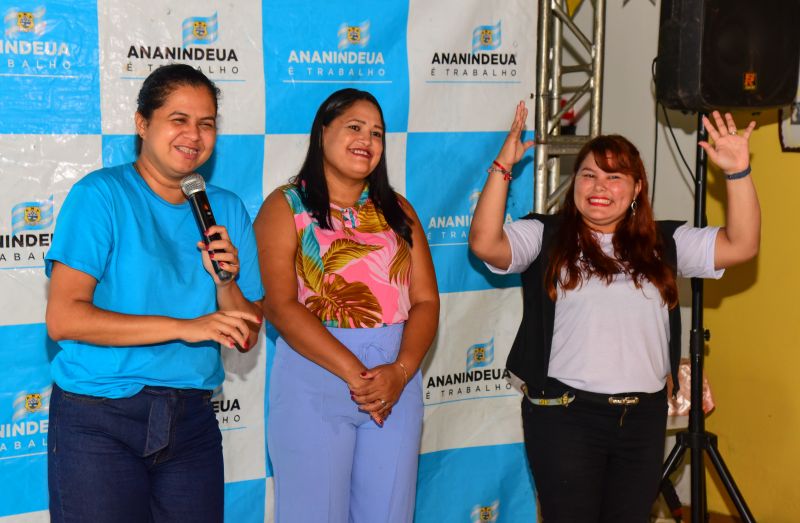 Cerimônia de Enceramento do curso de Libras no Cras Jaderlândia