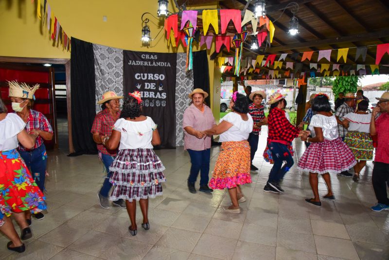 Cerimônia de Enceramento do curso de Libras no Cras Jaderlândia