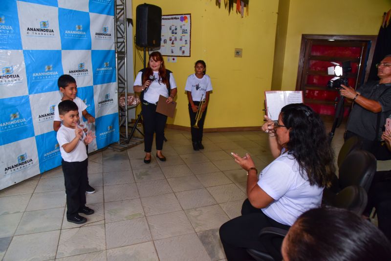 Cerimônia de Enceramento do curso de Libras no Cras Jaderlândia