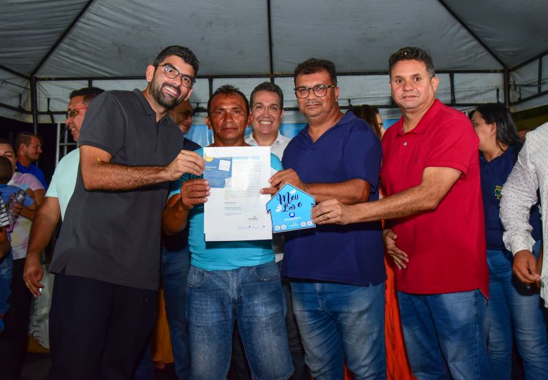 Entrega de Títulos do Programa Ananindeua Legal, Conjunto Jardim Florestal no 40 Horas