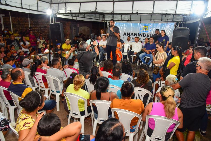 Entrega de Títulos do Programa Ananindeua Legal, Conjunto Jardim Florestal no 40 Horas