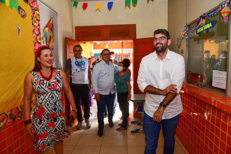 Visita na Escola EMEF Julia Barbalho no Conj Jaderlândia