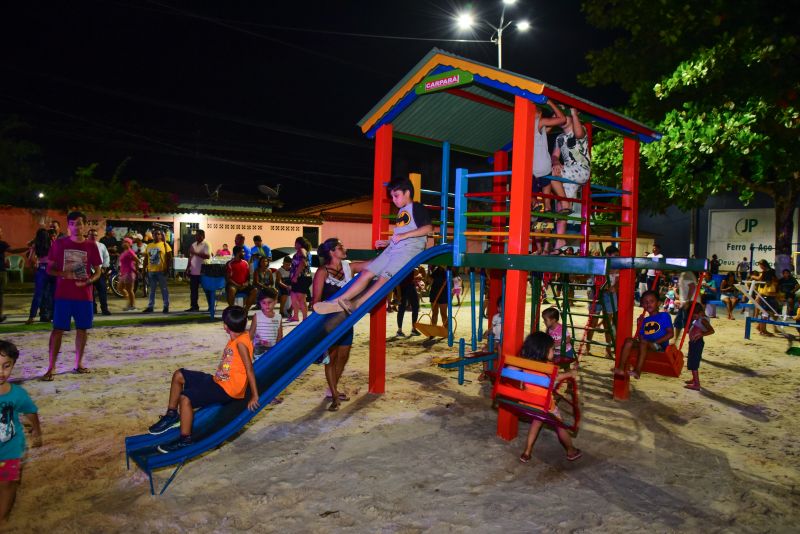 Inauguração da praça Paulo Ferreira revitalizada e adaptada com brinquedos para pessoas com deficiência