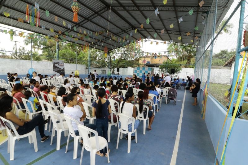 Entrega da EMEF PE. Gabriel Bulgarelli na av Cláudio Sanders bairro Centro