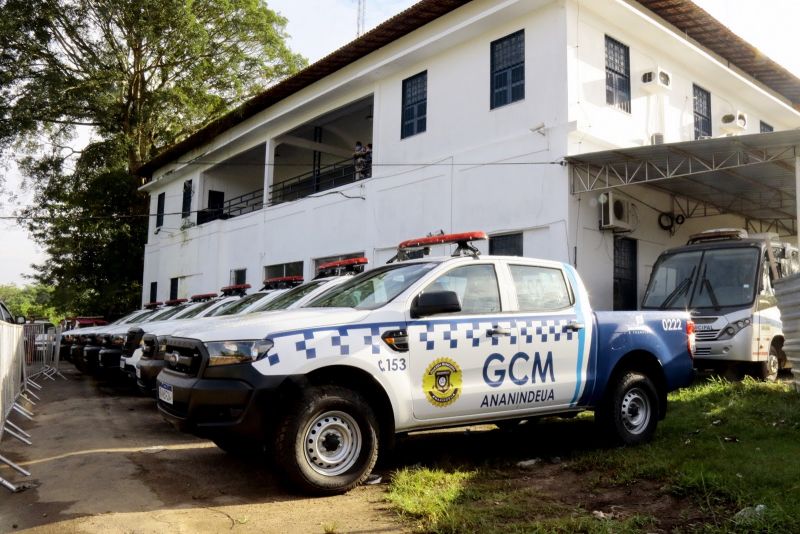 Entrega de 06 Viaturas para Guarda Municipal na Sede da Guarda – Av Claudio Sanders