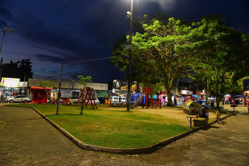 Assinatura de O.S da Praça da Bíblia e Apresentação do Projeto da nova Praça