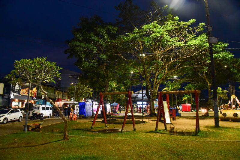 Assinatura de O.S da Praça da Bíblia e Apresentação do Projeto da nova Praça