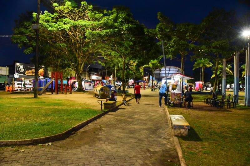 Assinatura de O.S da Praça da Bíblia e Apresentação do Projeto da nova Praça