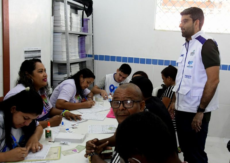 Ação do Programa Prefeitura em Movimento no Bairro do Aura