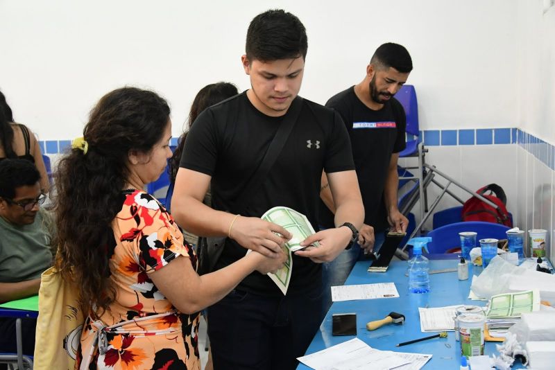 Ação do Programa Prefeitura em Movimento no Bairro do Aura