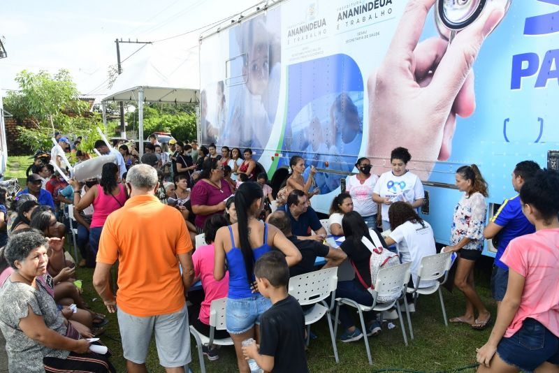 Ação do Programa Prefeitura em Movimento no Bairro do Aura