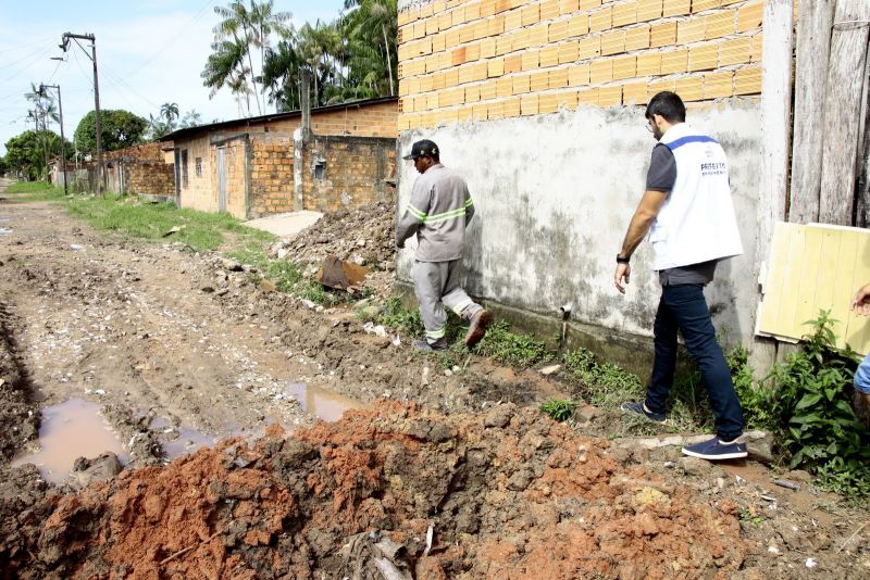 Visita as Obras da rua Chico Mendes no Aurá