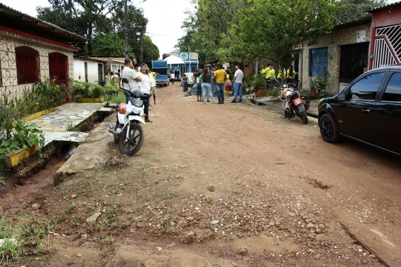 Assinatura de O.S para Pavimentação Asfáltica da Comunidade Padre Cicero Area Tio Patinhas Águas Lindas