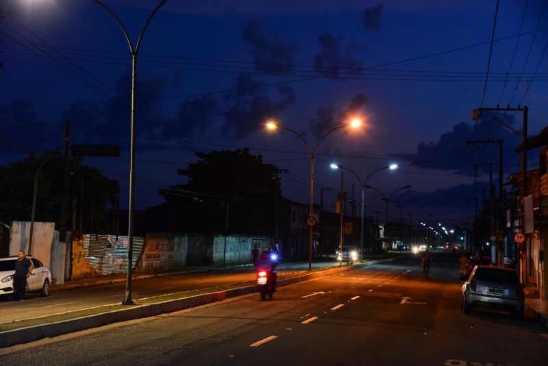 Assinatura de O.S para Execução de Recapeamento Asfáltico da Av. Milton Taveira no conj Guajará