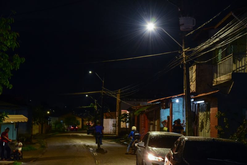 Entrega do Programa Ilumina mais luz para Ananindeua no bairro do Icuí