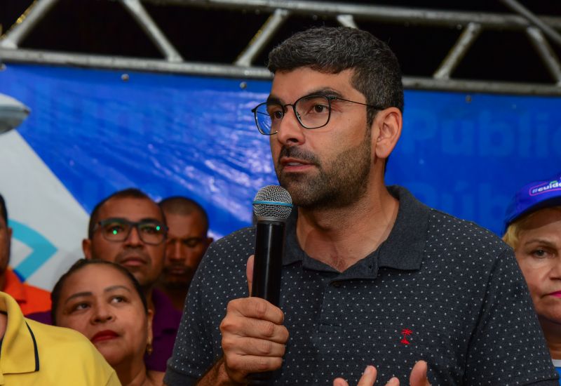 Entrega do Programa Ilumina mais luz para Ananindeua no bairro do Icuí