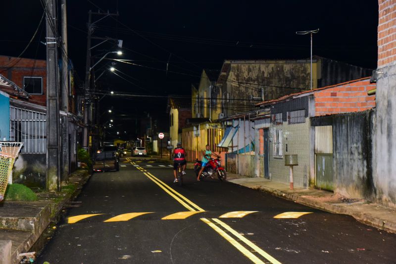 Ato de Inauguração Asfáltica das ruas Tambaqui, alamedas Santo Antônio, Icana, Samauna, av Rio Negro e Tapajós na Cidade Nova VI com Paar