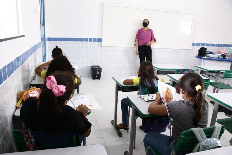 Retorno das aulas e Inauguração da EMEF Clodomir de Lima Begot