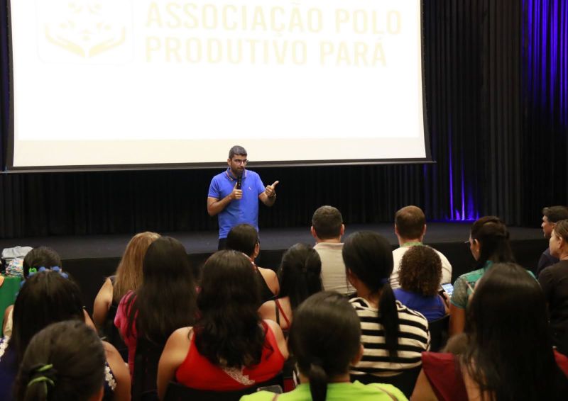 Encerramento e Certificação do Curso de Corte e Costura para Usuários do CRAS em Parceria com a Fabrica Esperança e Prefeitura de Ananindeua na Usina da Paz