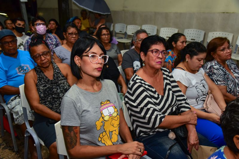 Entrega de 405 Termo de regularização fundiária no conjunto Antônio Queiroz, bairro 40 horas