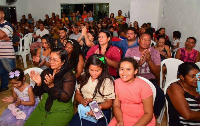 Entrega de Títulos de Propriedade da comunidade Jardim Vitória, no Canal do Maguariaçu