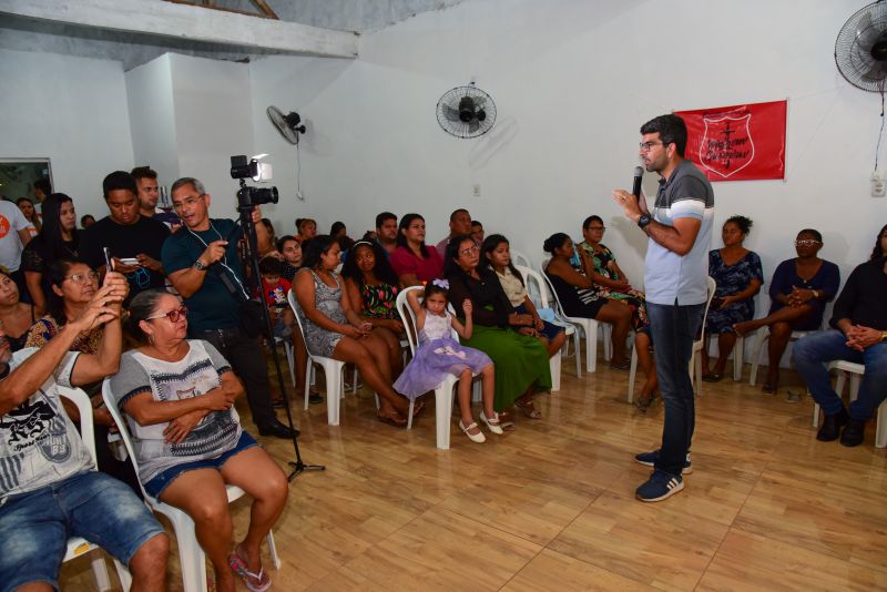 Entrega de Títulos de Propriedade da comunidade Jardim Vitória, no Canal do Maguariaçu