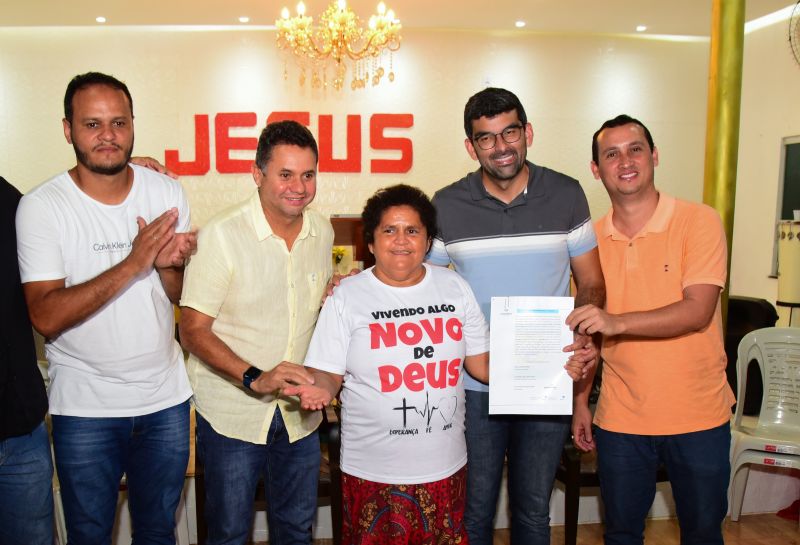 Entrega de Títulos de Propriedade da comunidade Jardim Vitória, no Canal do Maguariaçu