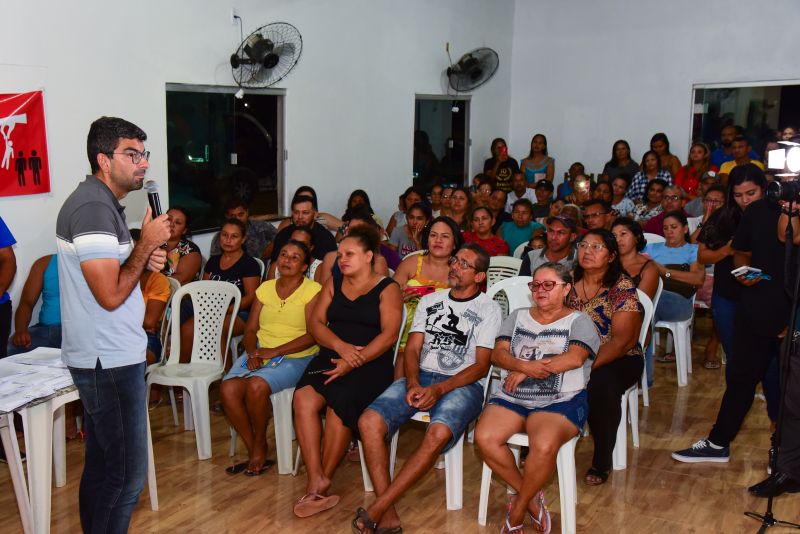 Entrega de Títulos de Propriedade da comunidade Jardim Vitória, no Canal do Maguariaçu