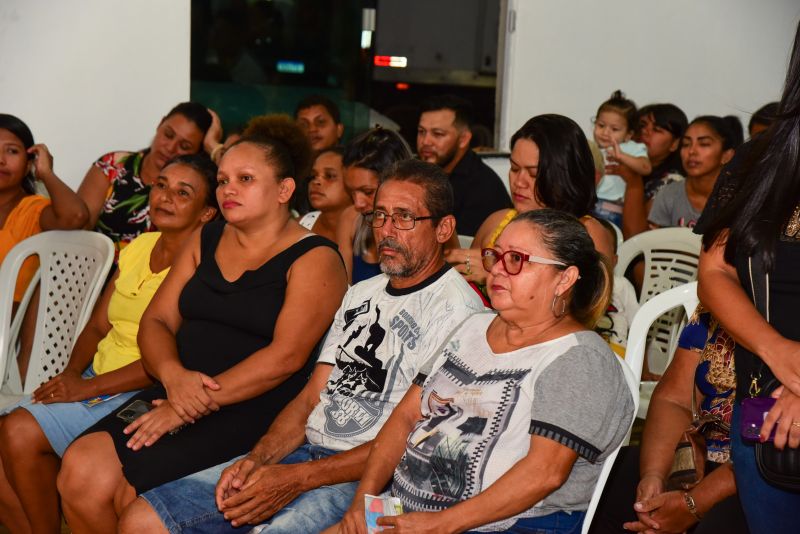 Entrega de Títulos de Propriedade da comunidade Jardim Vitória, no Canal do Maguariaçu