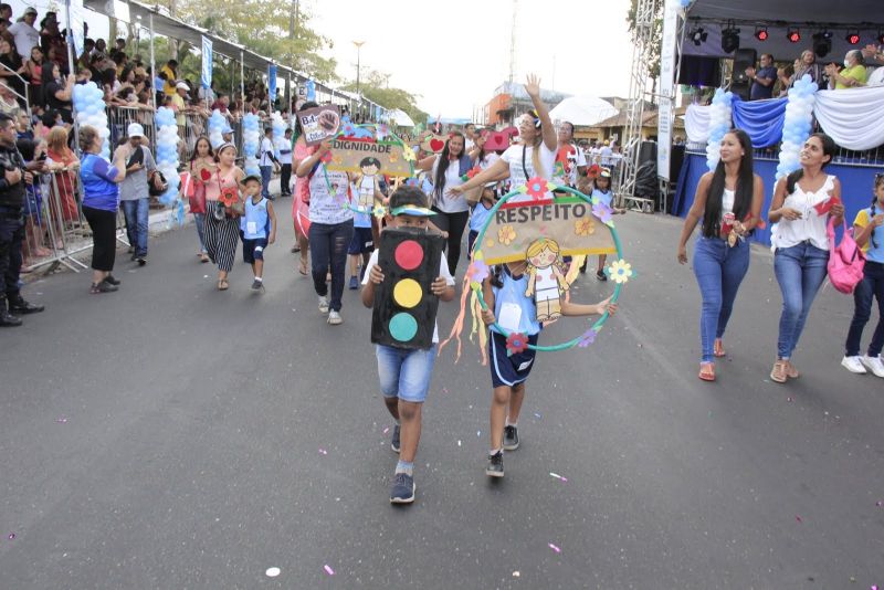 Caminhada Escolar em Alusão à Independência do Brasil lado Norte na Arterial 18