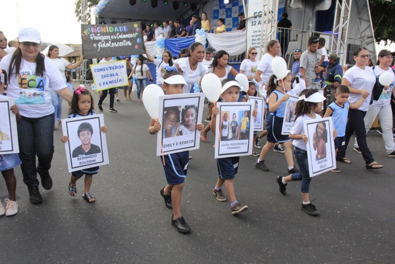 Caminhada Escolar em Alusão à Independência do Brasil lado Norte na Arterial 18