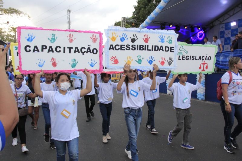 Caminhada Escolar em Alusão à Independência do Brasil lado Norte na Arterial 18