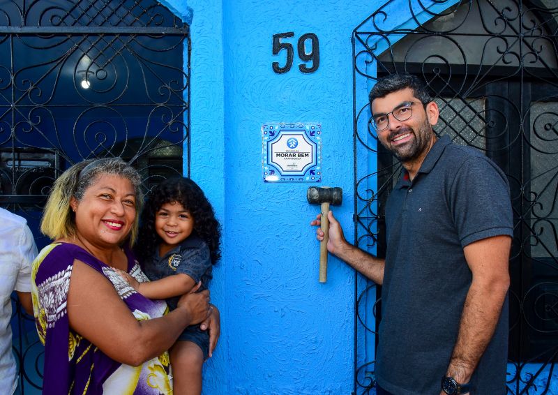 Entrega das casas reformadas pelo programa Morar Bem atingidas por fortes ventos e chuva no conjunto Jardim América