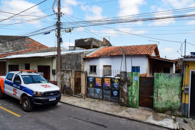 Entrega das casas reformadas pelo programa Morar Bem atingidas por fortes ventos e chuva no conjunto Jardim América