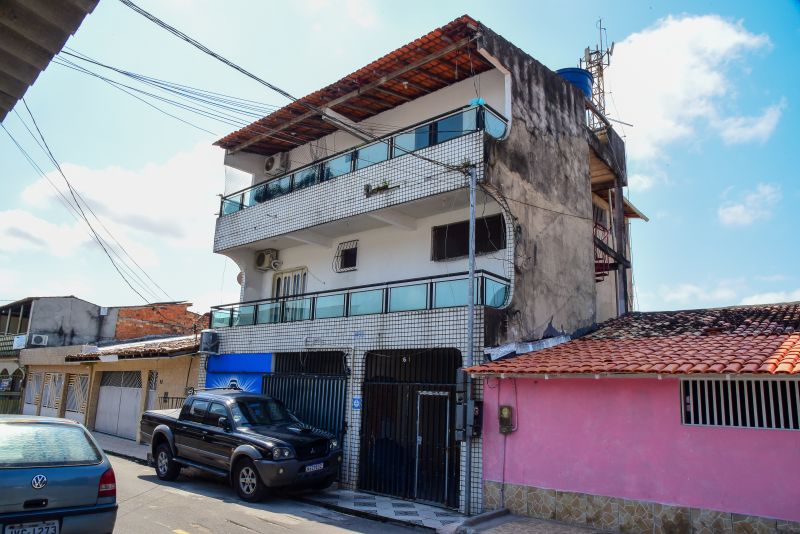 Entrega das casas reformadas pelo programa Morar Bem atingidas por fortes ventos e chuva no conjunto Jardim América