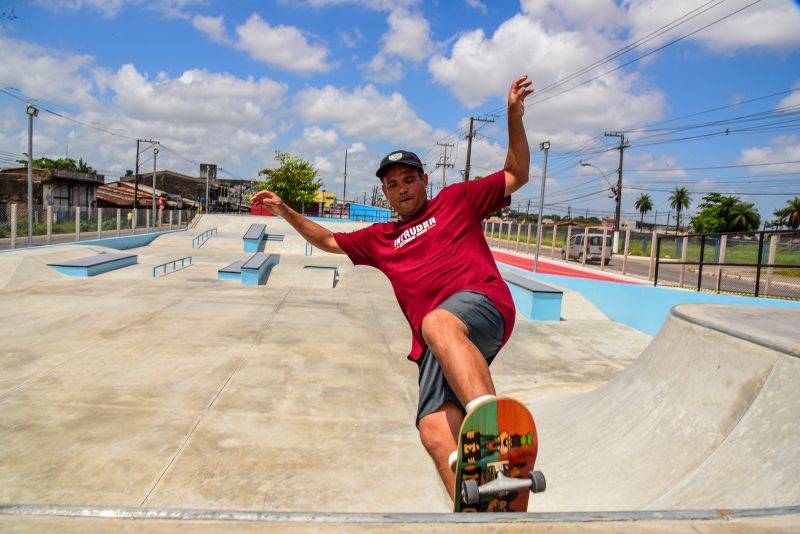 Fotos de apoio de ciclista e sketistas na pista Radical do Curuçambá