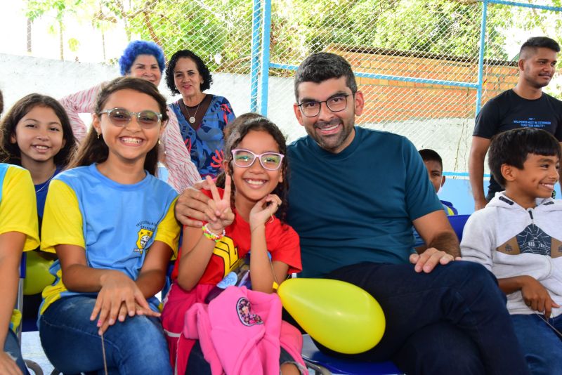 Entrega de material de educação Física às escolas municipais